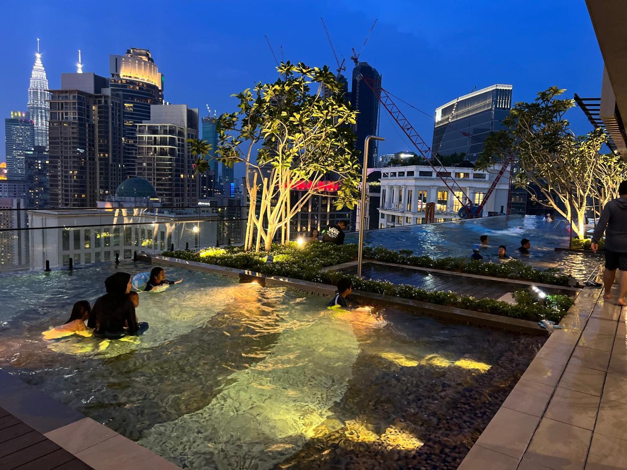 Popular Suites At Axon Residence Klcc Куала Лумпур Екстериор снимка